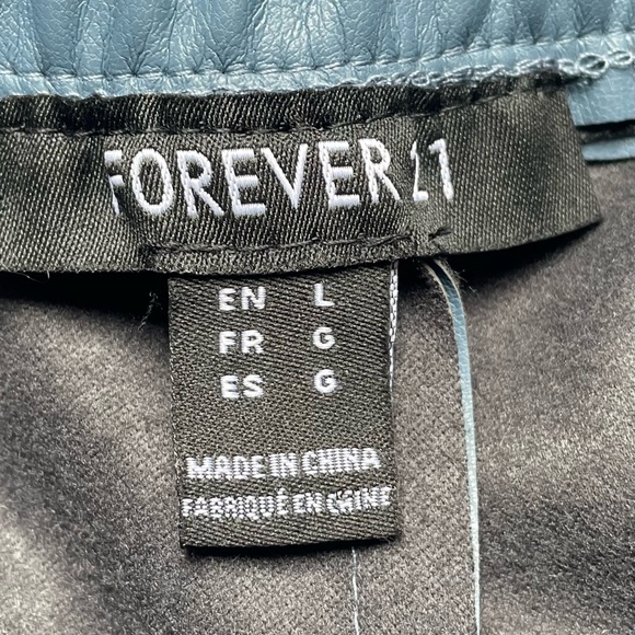 FOREVER 21 Faux Leather Pants, large - Picture 4 of 4